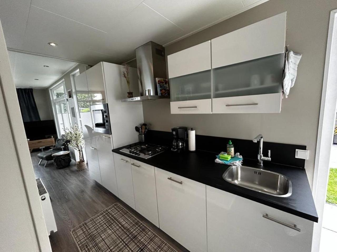 Ferienhaus / Chalet / Bungalow Am See, Holland, Niederlande, Lathum Dış mekan fotoğraf
